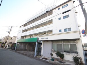 村本ビル外観写真