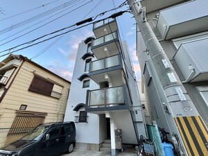 川辺ビル外観写真