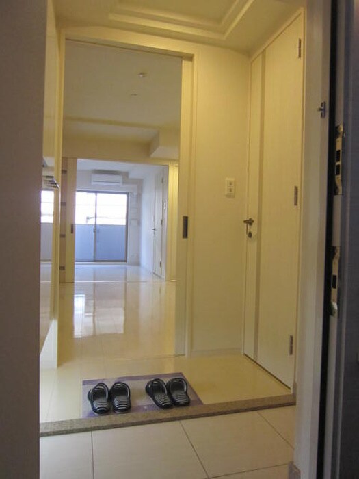 物件内観写真15　(廊下)