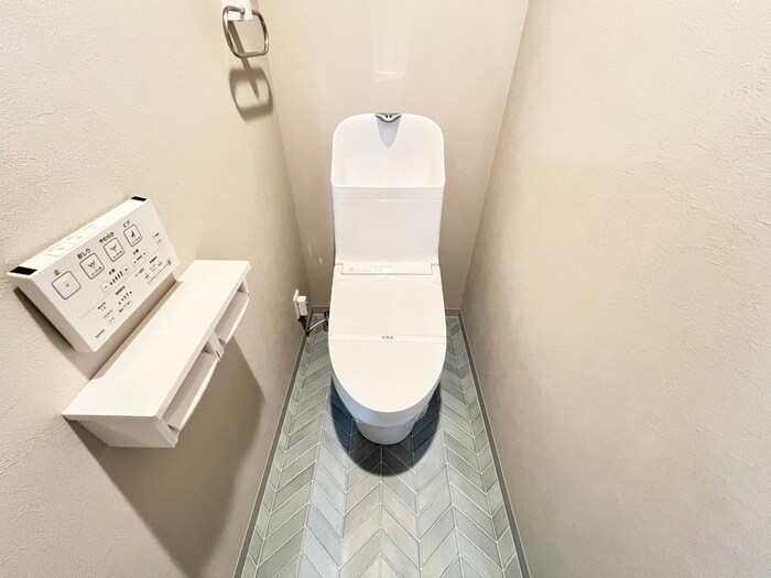 物件内観写真14　(トイレ)