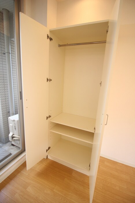 物件内観写真13　(収納)