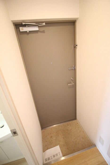 物件内観写真14　(玄関)