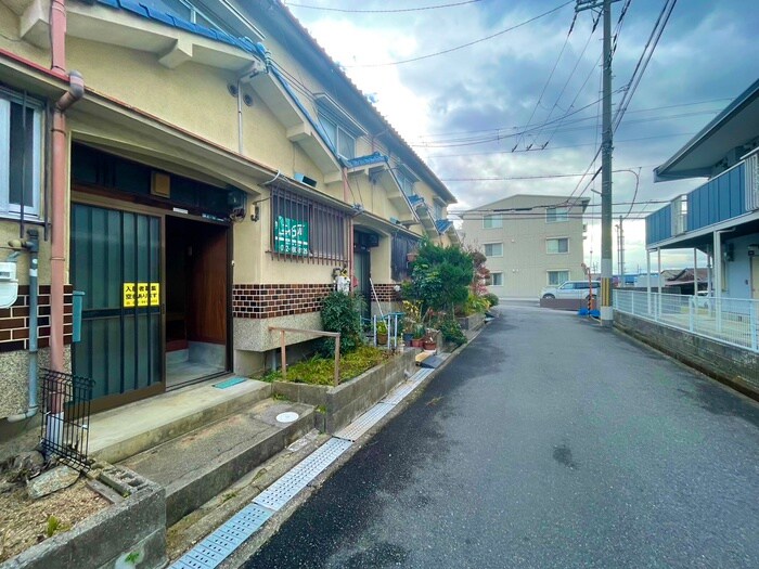 物件外観写真3　(周辺環境)