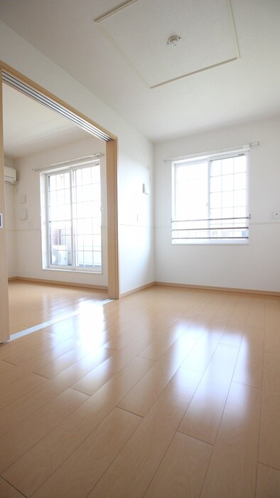 物件内観写真18　(居室)