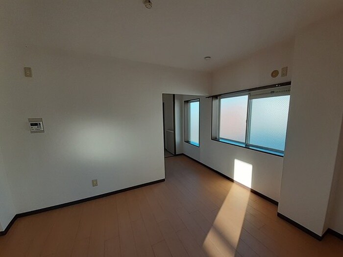 物件内観写真15　(居室)