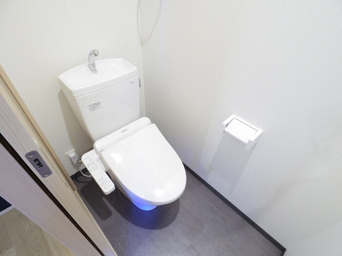 物件内観写真16　(トイレ)