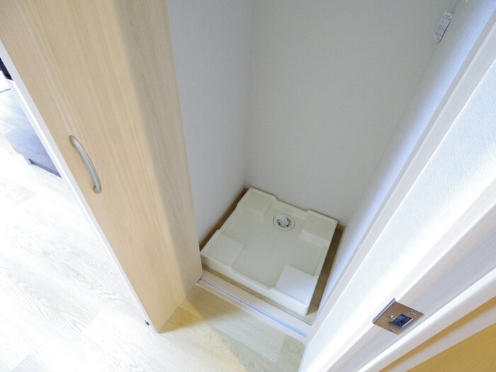 物件内観写真19　(洗濯機置場)