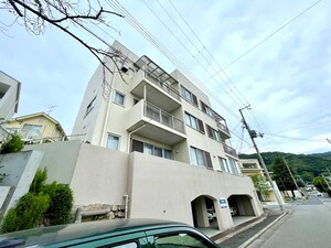 岡本野寄ハイツ外観写真