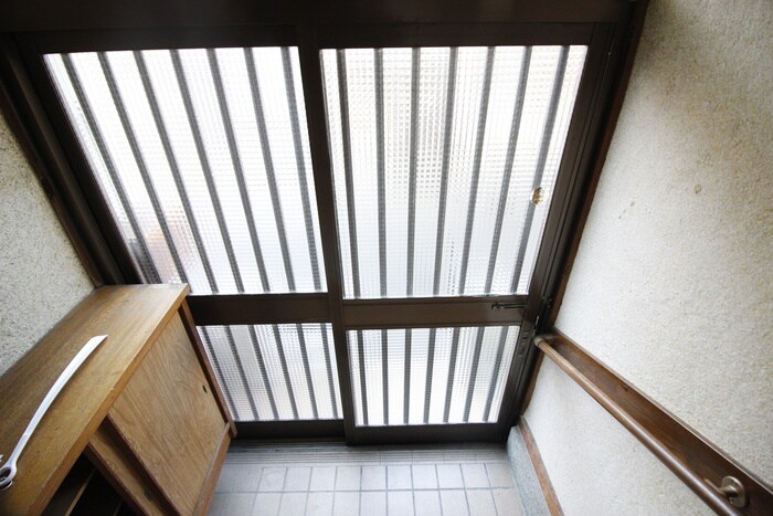 物件内観写真17　(玄関)