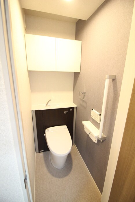 物件内観写真13　(トイレ)