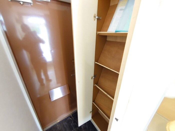 物件内観写真14　(靴箱)
