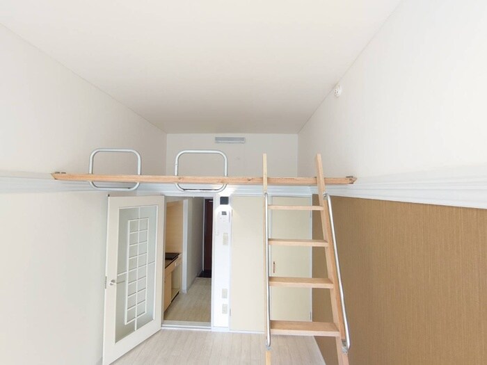 物件内観写真16　(ロフト)