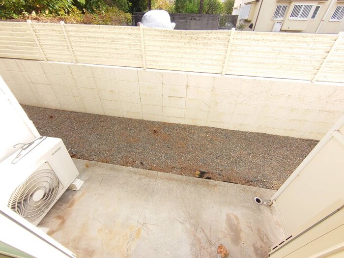 物件内観写真22　(洗濯機置場)