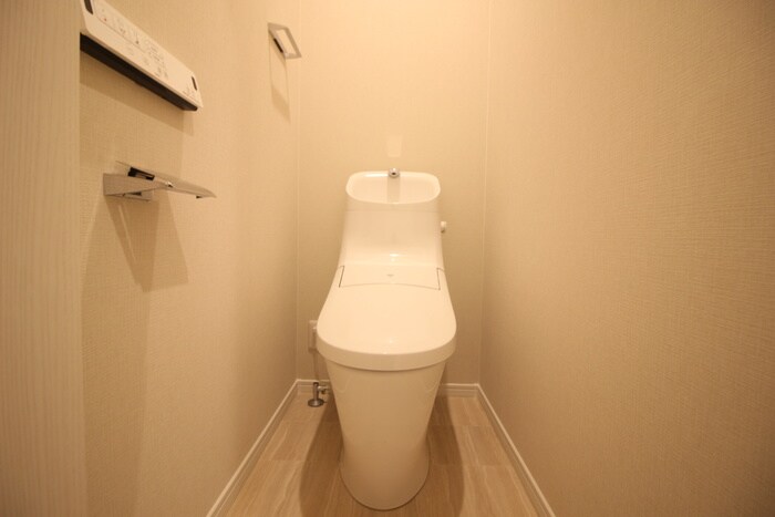 物件内観写真12　(トイレ)