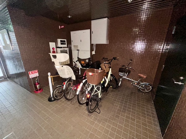 駐輪場