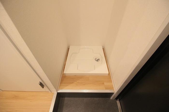 物件内観写真17　(洗濯機置場)