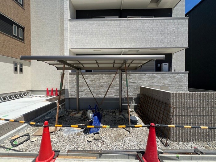 物件外観写真5　(駐輪場)