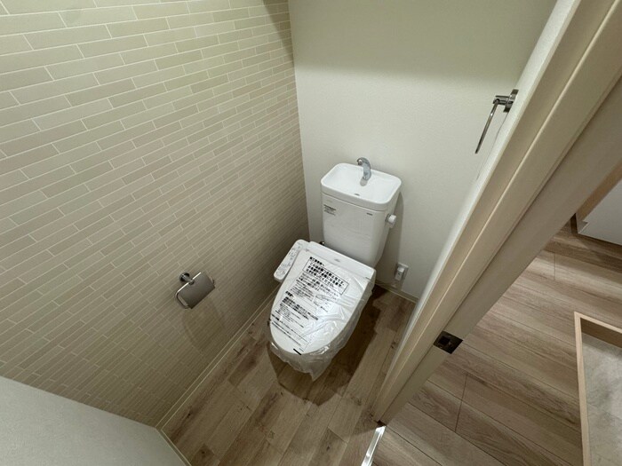 物件内観写真11　(トイレ)