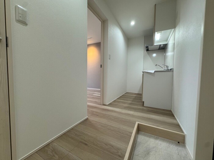 物件内観写真16　(廊下)