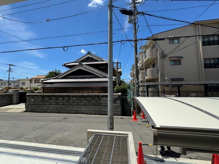 物件内観写真18　(室内からの展望)