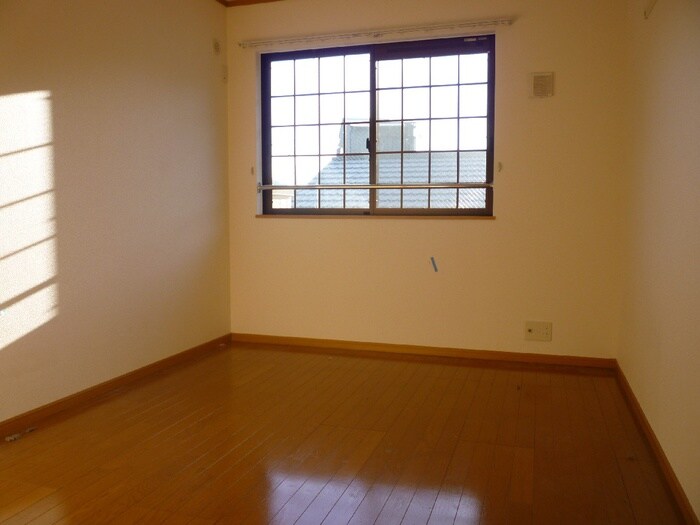 物件内観写真3　(居室)