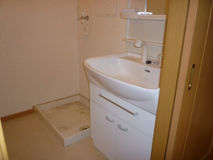 物件内観写真5　(洗面)