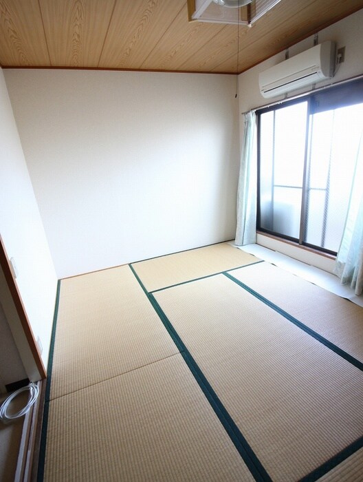 物件内観写真8　(居室)