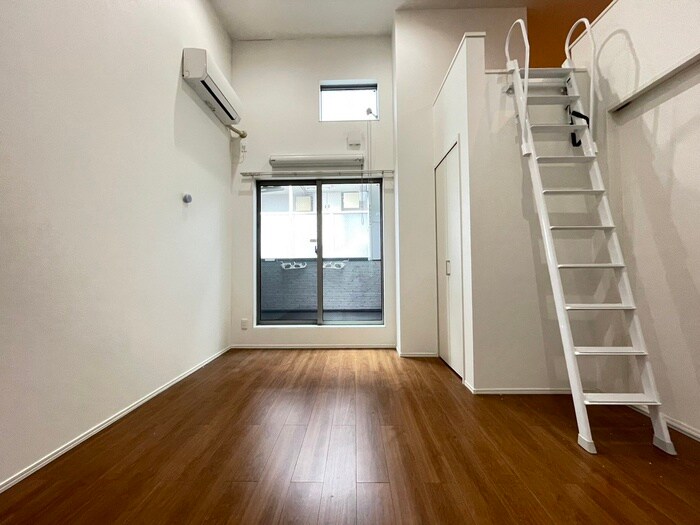 物件内観写真9　(居室)