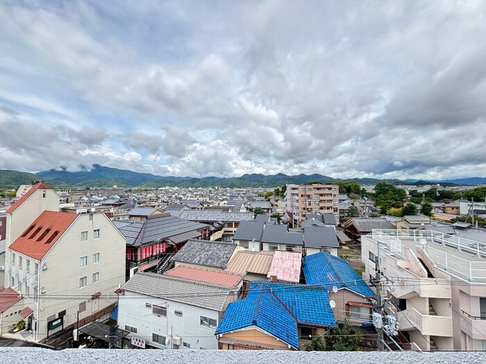 物件内観写真20　(室内からの展望)