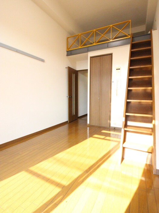 物件内観写真13　(居室)