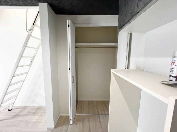 物件内観写真6　(収納)
