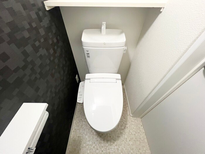 物件内観写真8　(トイレ)