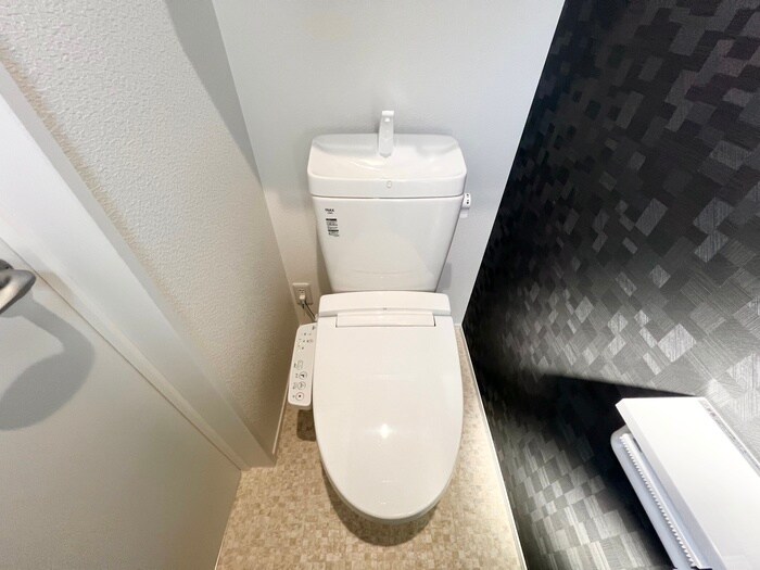 物件内観写真9　(トイレ)