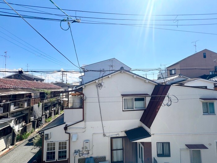 物件内観写真16　(室内からの展望)