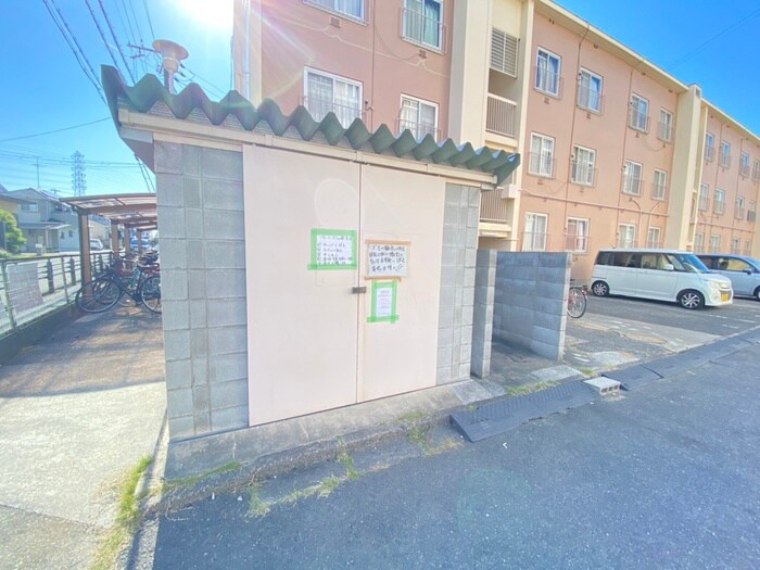 物件外観写真4　(建物設備)