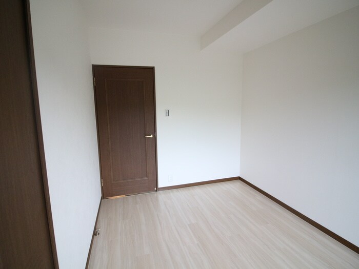 物件内観写真12　(居室)