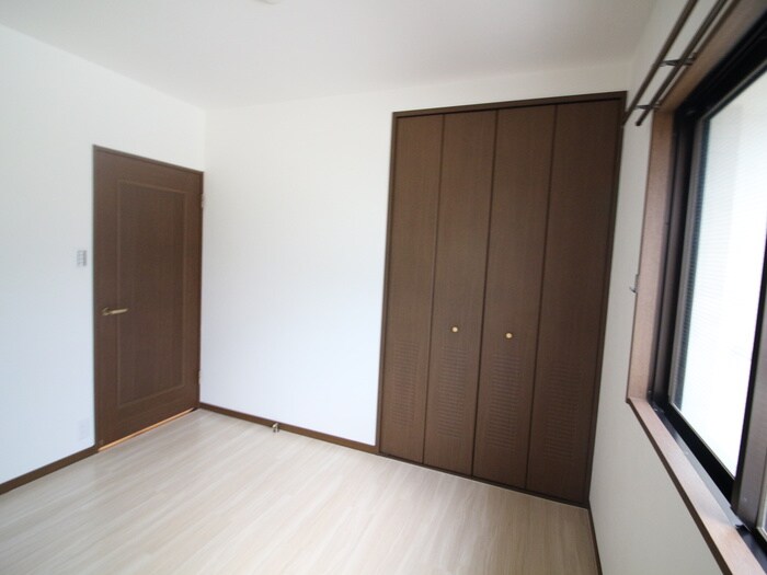 物件内観写真17　(居室)