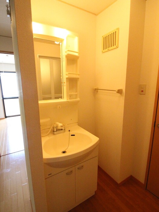 物件内観写真12　(洗面)