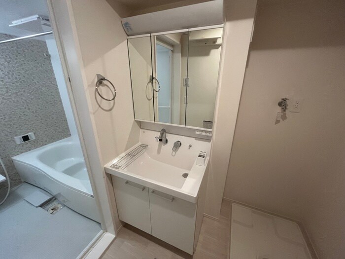 物件内観写真12　(洗面)