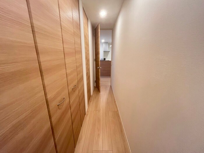 物件内観写真19　(廊下)