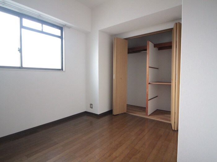 物件内観写真12　(居室)