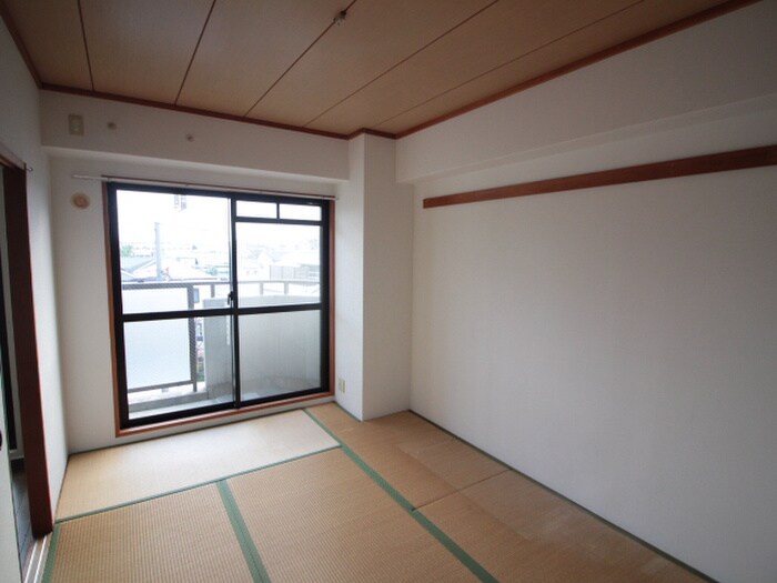 物件内観写真14　(居室)