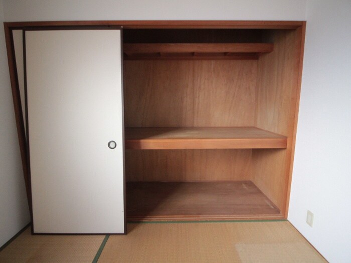 物件内観写真21　(収納)