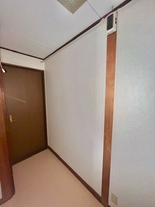 物件内観写真14　(廊下)