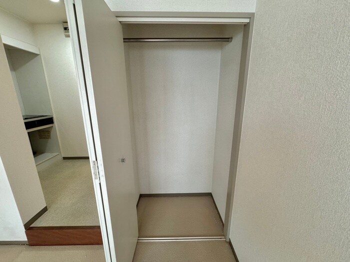 物件内観写真13　(収納)