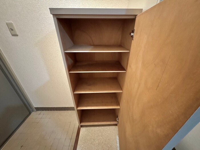 物件内観写真17　(靴箱)