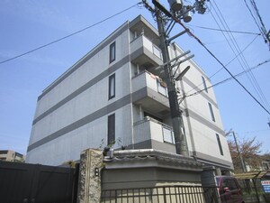 グランシャリオ御陵外観写真