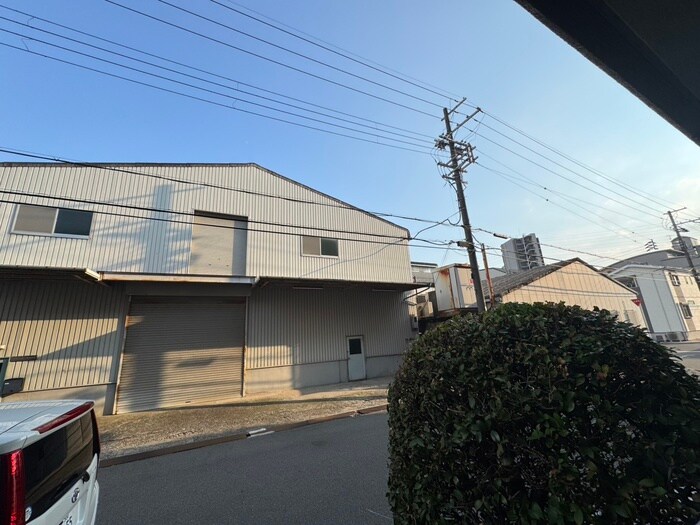 物件内観写真22　(室内からの展望)