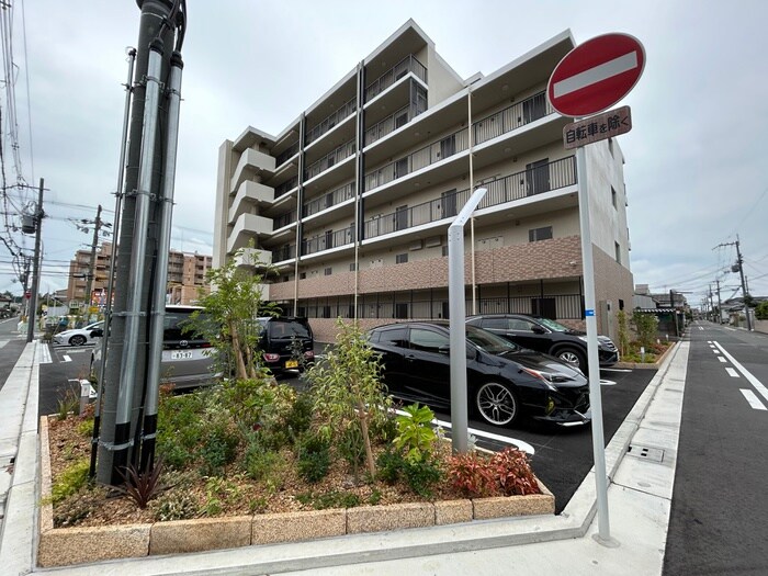 物件外観写真6　(外観写真)