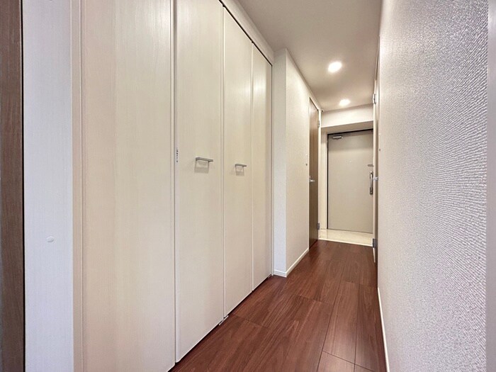 物件内観写真19　(廊下)